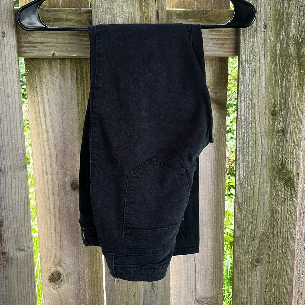 Black skinny jeans